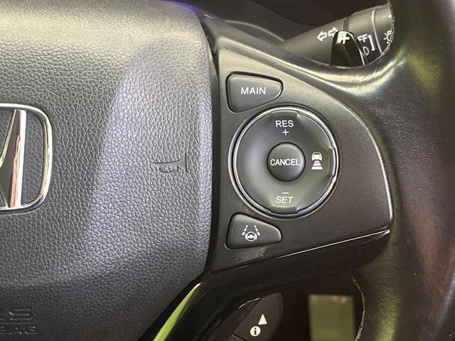 ヴェゼル ハイブリッドZ・ホンダセンシング 純正ナビ バックカメラ 衝突被害軽減システム 禁煙車 ハーフレザーシート ドラレコ コーナーセンサー スマートキー LEDヘッド ビルトインETC 純正17インチアルミ 前席シートヒーター(7枚目)