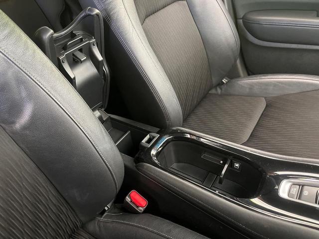 ヴェゼル ハイブリッドZ・ホンダセンシング 純正ナビ バックカメラ 衝突被害軽減システム 禁煙車 ハーフレザーシート ドラレコ コーナーセンサー スマートキー LEDヘッド ビルトインETC 純正17インチアルミ 前席シートヒーター(56枚目)