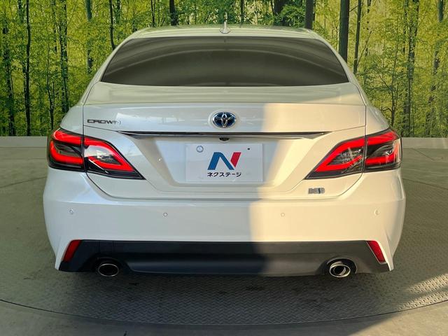 クラウンハイブリッド Ｓ　禁煙車　純正８インチナビ　バックカメラ　セーフティセンス　レーダークルーズ　ＥＴＣ　ドラレコ　コーナーセンサー　ＬＥＤヘッド　スマートキー　シートヒーター　ステアリングヒーター　ベージュ内装（16枚目）