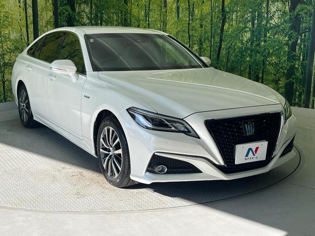 クラウンハイブリッド Ｓ　禁煙車　純正８インチナビ　バックカメラ　セーフティセンス　レーダークルーズ　ＥＴＣ　ドラレコ　コーナーセンサー　ＬＥＤヘッド　スマートキー　シートヒーター　ステアリングヒーター　ベージュ内装（17枚目）