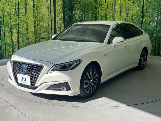 クラウンハイブリッド Ｓ　禁煙車　純正８インチナビ　バックカメラ　セーフティセンス　レーダークルーズ　ＥＴＣ　ドラレコ　コーナーセンサー　ＬＥＤヘッド　スマートキー　シートヒーター　ステアリングヒーター　ベージュ内装（24枚目）