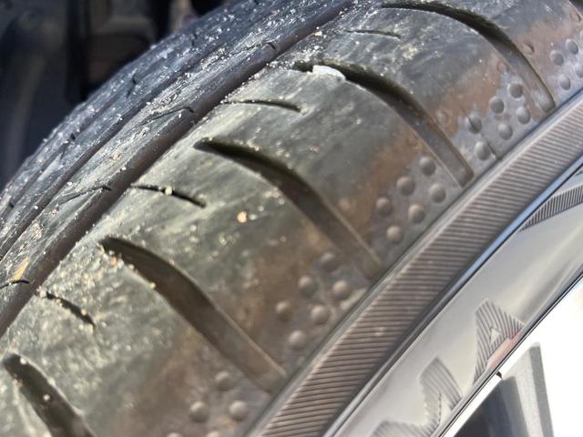 クラウンハイブリッド Ｓ　禁煙車　純正８インチナビ　バックカメラ　セーフティセンス　レーダークルーズ　ＥＴＣ　ドラレコ　コーナーセンサー　ＬＥＤヘッド　スマートキー　シートヒーター　ステアリングヒーター　ベージュ内装（31枚目）