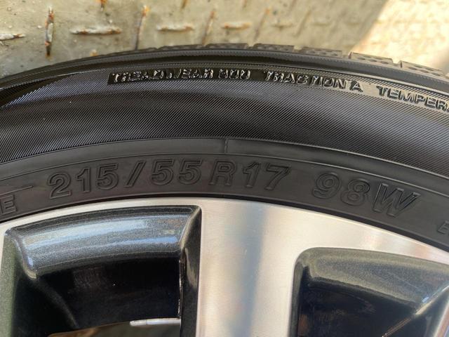 クラウンハイブリッド Ｓ　禁煙車　純正８インチナビ　バックカメラ　セーフティセンス　レーダークルーズ　ＥＴＣ　ドラレコ　コーナーセンサー　ＬＥＤヘッド　スマートキー　シートヒーター　ステアリングヒーター　ベージュ内装（32枚目）