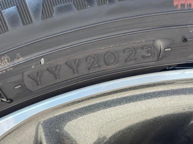 クラウンハイブリッド Ｓ　禁煙車　純正８インチナビ　バックカメラ　セーフティセンス　レーダークルーズ　ＥＴＣ　ドラレコ　コーナーセンサー　ＬＥＤヘッド　スマートキー　シートヒーター　ステアリングヒーター　ベージュ内装（33枚目）