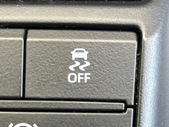 クラウンハイブリッド Ｓ　禁煙車　純正８インチナビ　バックカメラ　セーフティセンス　レーダークルーズ　ＥＴＣ　ドラレコ　コーナーセンサー　ＬＥＤヘッド　スマートキー　シートヒーター　ステアリングヒーター　ベージュ内装（46枚目）