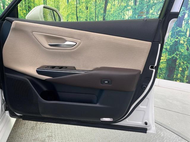 クラウンハイブリッド Ｓ　禁煙車　純正８インチナビ　バックカメラ　セーフティセンス　レーダークルーズ　ＥＴＣ　ドラレコ　コーナーセンサー　ＬＥＤヘッド　スマートキー　シートヒーター　ステアリングヒーター　ベージュ内装（65枚目）