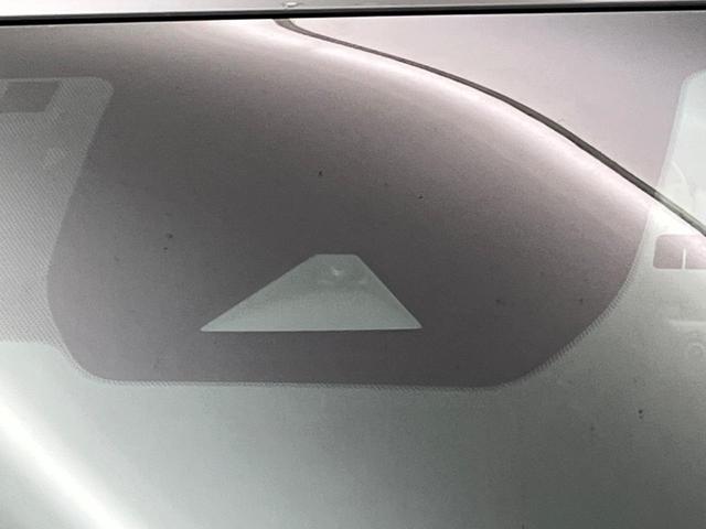 オーラ ニスモ 純正9型ナビ 全周囲カメラ 衝突被害軽減システム 禁煙車 前後ドラレコ コーナーセンサー スマートキー LEDヘッド ビルトインETC 純正17インチアルミ デジタルインナーミラー(6枚目)