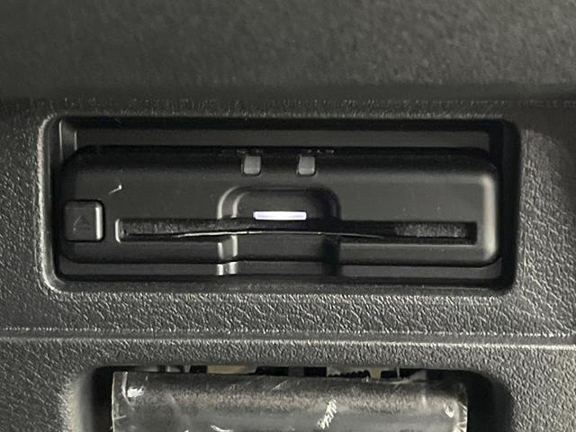 オーラ ニスモ 純正9型ナビ 全周囲カメラ 衝突被害軽減システム 禁煙車 前後ドラレコ コーナーセンサー スマートキー LEDヘッド ビルトインETC 純正17インチアルミ デジタルインナーミラー(8枚目)