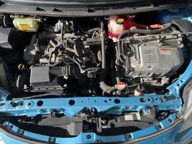 アクア Ｓ　純正ＳＤナビ　バックカメラ　禁煙車　トヨタセーフティセンス　ＥＴＣ　ドライブレコーダー　スマートキー＆プッシュスタート　オートマチックハイビーム　車線逸脱警報　先行車発進お知らせ機能　オートライト（19枚目）