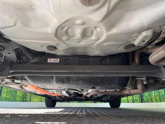 アクア Ｓ　純正ＳＤナビ　バックカメラ　禁煙車　トヨタセーフティセンス　ＥＴＣ　ドライブレコーダー　スマートキー＆プッシュスタート　オートマチックハイビーム　車線逸脱警報　先行車発進お知らせ機能　オートライト（20枚目）