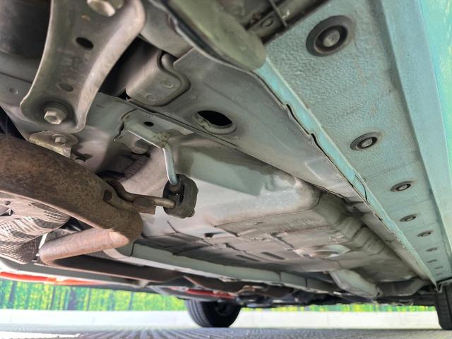 アクア Ｓ　純正ＳＤナビ　バックカメラ　禁煙車　トヨタセーフティセンス　ＥＴＣ　ドライブレコーダー　スマートキー＆プッシュスタート　オートマチックハイビーム　車線逸脱警報　先行車発進お知らせ機能　オートライト（24枚目）