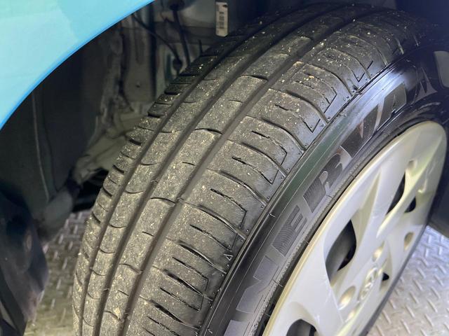 アクア Ｓ　純正ＳＤナビ　バックカメラ　禁煙車　トヨタセーフティセンス　ＥＴＣ　ドライブレコーダー　スマートキー＆プッシュスタート　オートマチックハイビーム　車線逸脱警報　先行車発進お知らせ機能　オートライト（35枚目）