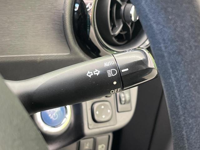 アクア Ｓ　純正ＳＤナビ　バックカメラ　禁煙車　トヨタセーフティセンス　ＥＴＣ　ドライブレコーダー　スマートキー＆プッシュスタート　オートマチックハイビーム　車線逸脱警報　先行車発進お知らせ機能　オートライト（51枚目）