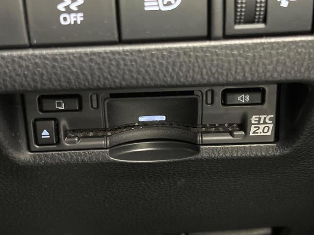 ハリアー S モデリスタエアロ 純正ディスプレイオーディオ バックカメラ 禁煙車 セーフティセンス レーダークルーズ ETC2.0 フルセグ Bluetooth LEDヘッド デュアルエアコン(8枚目)