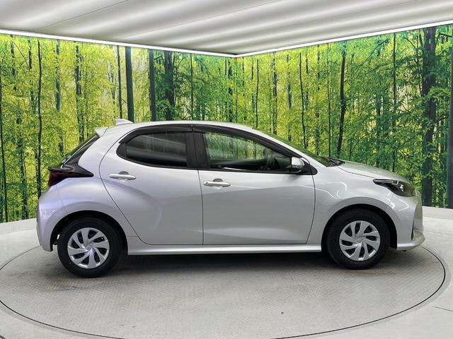 ヤリス ハイブリッドX 7インチナビ付ディスプレイオーディオ バックカメラ 衝突被害軽減システム レーダークルーズ 禁煙車 ドラレコ LEDヘッド ビルトインETC 車線逸脱警報 オートエアコン Bluetooth(28枚目)