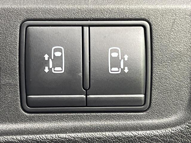 セレナ ｅ－パワー　ハイウェイスターＶ　純正１０型ナビ　全周囲カメラ　プロパイロット　両側電動スライドドア　ＥＴＣ　フルセグ　Ｂｌｕｅｔｏｏｔｈ　ブラインドスポットモニター　デジタルミラー　クリアランスソナー　ＬＥＤヘッドライト（7枚目）