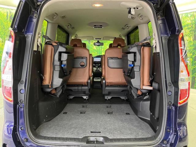 セレナ ｅ－パワー　ハイウェイスターＶ　純正１０型ナビ　全周囲カメラ　プロパイロット　両側電動スライドドア　ＥＴＣ　フルセグ　Ｂｌｕｅｔｏｏｔｈ　ブラインドスポットモニター　デジタルミラー　クリアランスソナー　ＬＥＤヘッドライト（12枚目）