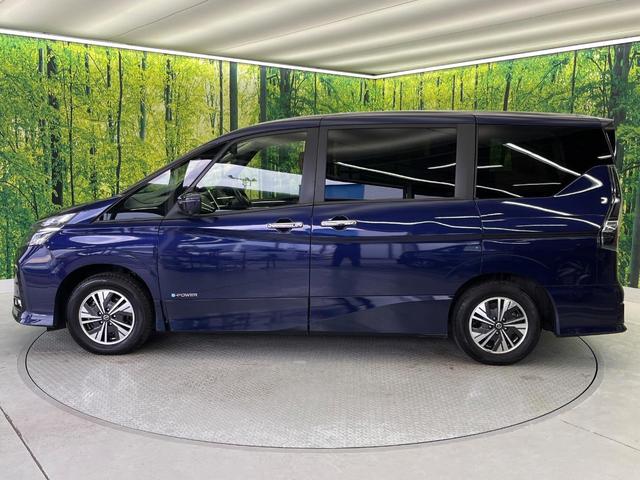 セレナ ｅ－パワー　ハイウェイスターＶ　純正１０型ナビ　全周囲カメラ　プロパイロット　両側電動スライドドア　ＥＴＣ　フルセグ　Ｂｌｕｅｔｏｏｔｈ　ブラインドスポットモニター　デジタルミラー　クリアランスソナー　ＬＥＤヘッドライト（24枚目）