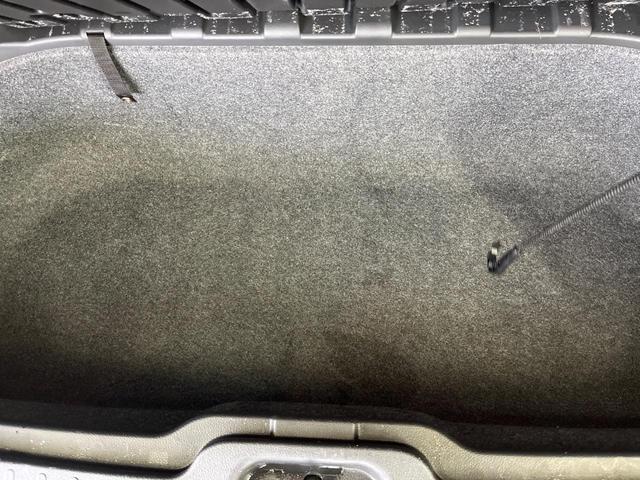 セレナ ｅ－パワー　ハイウェイスターＶ　純正１０型ナビ　全周囲カメラ　プロパイロット　両側電動スライドドア　ＥＴＣ　フルセグ　Ｂｌｕｅｔｏｏｔｈ　ブラインドスポットモニター　デジタルミラー　クリアランスソナー　ＬＥＤヘッドライト（42枚目）