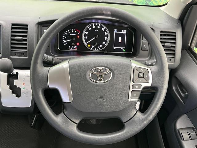 ハイエースバン ロングDX GLパッケージ 禁煙車 セーフティセンス 電動格納ミラー 100V電源 オートライト キーレス 車線逸脱警報 オートマチックハイビーム(12枚目)