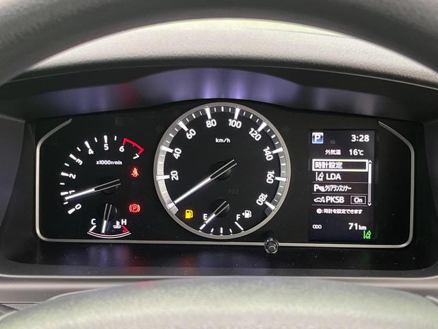 ハイエースバン ロングDX GLパッケージ 禁煙車 セーフティセンス 電動格納ミラー 100V電源 オートライト キーレス 車線逸脱警報 オートマチックハイビーム(41枚目)