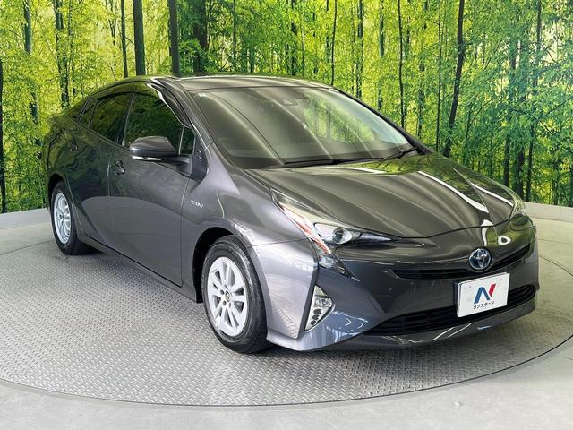 プリウス S 純正ナビ バックカメラ セーフティセンス レーダークルーズ 禁煙車 ドラレコ スマートキー LEDヘッド ビルトインETC 純正15インチアルミ オートハイビーム オートライト(17枚目)