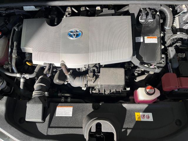 プリウス S 純正ナビ バックカメラ セーフティセンス レーダークルーズ 禁煙車 ドラレコ スマートキー LEDヘッド ビルトインETC 純正15インチアルミ オートハイビーム オートライト(19枚目)