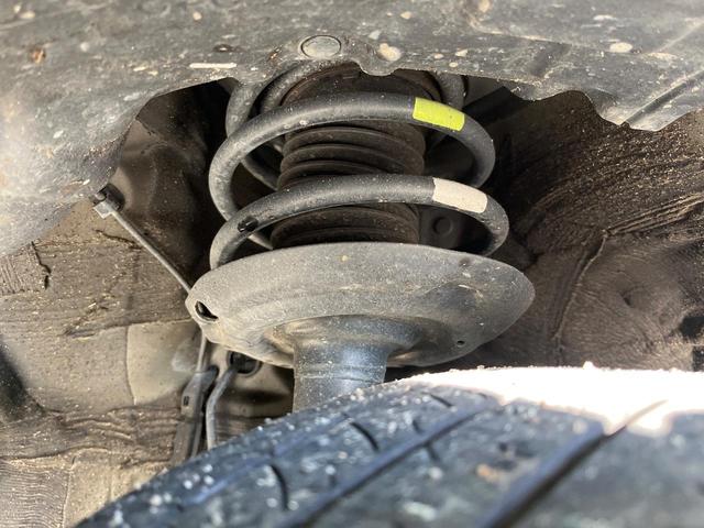 プリウス S 純正ナビ バックカメラ セーフティセンス レーダークルーズ 禁煙車 ドラレコ スマートキー LEDヘッド ビルトインETC 純正15インチアルミ オートハイビーム オートライト(21枚目)