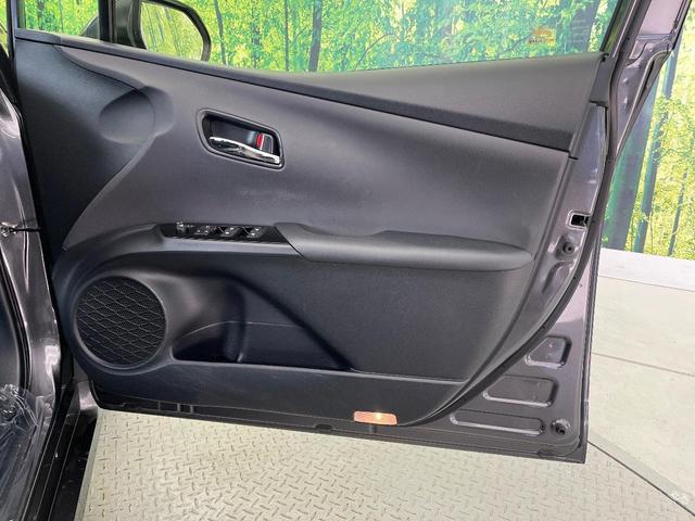 プリウス S 純正ナビ バックカメラ セーフティセンス レーダークルーズ 禁煙車 ドラレコ スマートキー LEDヘッド ビルトインETC 純正15インチアルミ オートハイビーム オートライト(48枚目)