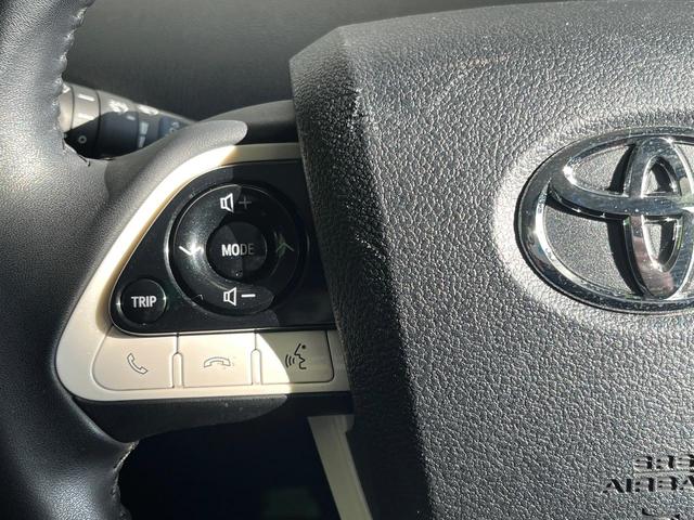 プリウス S 純正ナビ バックカメラ セーフティセンス レーダークルーズ 禁煙車 ドラレコ スマートキー LEDヘッド ビルトインETC 純正15インチアルミ オートハイビーム オートライト(54枚目)