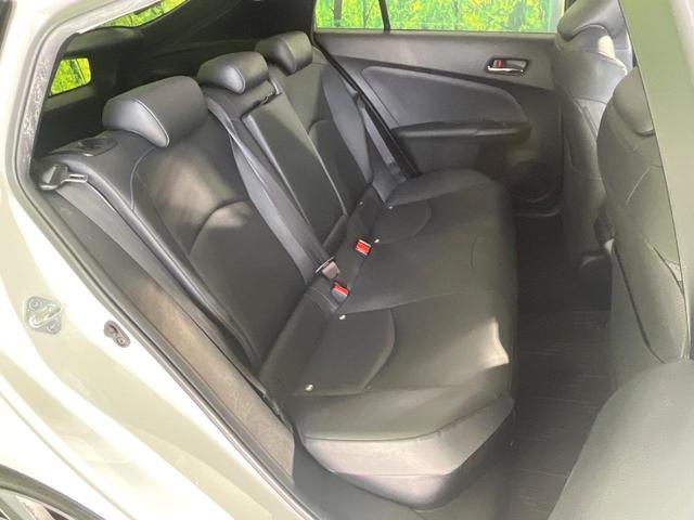 プリウス Ａツーリングセレクション　純正ＳＤナビ　バックカメラ　衝突被害軽減システム　レーダークルーズ　ドラレコ　コーナーセンサー　スマートキー　ＬＥＤヘッド　ビルトインＥＴＣ　純正１７インチアルミ　オートハイビーム　パークアシスト（10枚目）