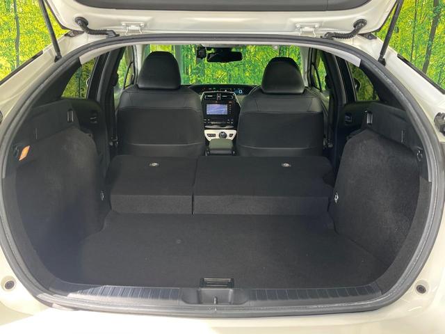 プリウス Ａツーリングセレクション　純正ＳＤナビ　バックカメラ　衝突被害軽減システム　レーダークルーズ　ドラレコ　コーナーセンサー　スマートキー　ＬＥＤヘッド　ビルトインＥＴＣ　純正１７インチアルミ　オートハイビーム　パークアシスト（11枚目）