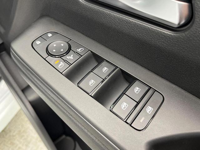 セレナ ハイウェイスターＶ　登録済未使用車　両側電動ドア　全周囲カメラ　衝突被害軽減システム　ハーフレザーシート　ドラレコ　コーナーセンサー　スマートキー　ＬＥＤヘッド　ＥＴＣ２．０　純正１６インチアルミ　オートハイビーム（64枚目）