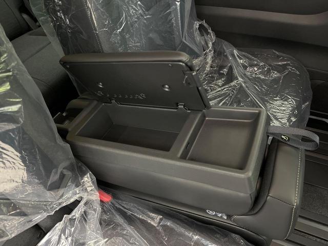 セレナ ハイウェイスターＶ　登録済未使用車　両側電動ドア　全周囲カメラ　衝突被害軽減システム　ハーフレザーシート　ドラレコ　コーナーセンサー　スマートキー　ＬＥＤヘッド　ＥＴＣ２．０　純正１６インチアルミ　オートハイビーム（70枚目）