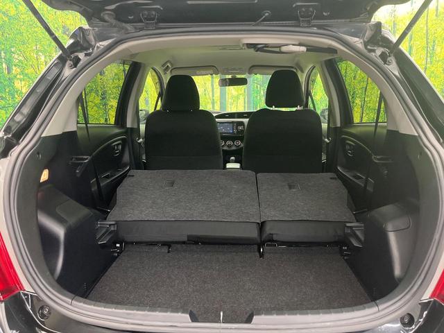 ヴィッツ １．３Ｆ　ＬＥＤエディション　ＳＤナビ　バックカメラ　禁煙車　スマートキー＆プッシュスタート　ＬＥＤヘッドライト　ビルトインＥＴＣ　オートライト　Ｂｌｕｅｔｏｏｔｈ　ＣＤ　ＤＶＤ再生　フルセグ（11枚目）