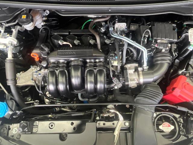 フィット ホーム　禁煙車　純正ナビ　バックカメラ　レーダークルーズコントロール　衝突被害軽減システム　ドラレコ　コーナーセンサー　スマートキー　ＬＥＤヘッド　ＥＴＣ　オートハイビーム　車線逸脱警報　オートライト（19枚目）