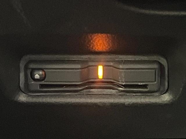 フィット ホーム　禁煙車　純正ナビ　バックカメラ　レーダークルーズコントロール　衝突被害軽減システム　ドラレコ　コーナーセンサー　スマートキー　ＬＥＤヘッド　ＥＴＣ　オートハイビーム　車線逸脱警報　オートライト（30枚目）