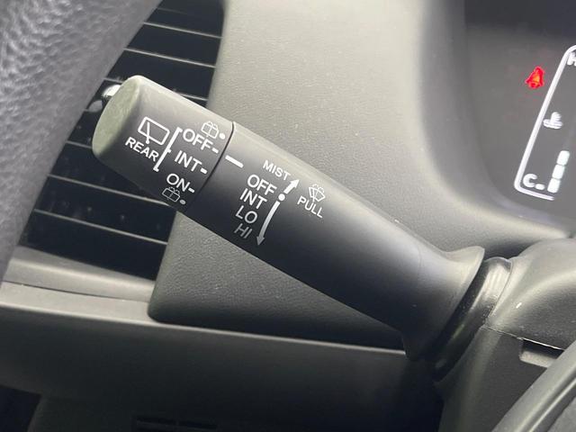 フィット ホーム　禁煙車　純正ナビ　バックカメラ　レーダークルーズコントロール　衝突被害軽減システム　ドラレコ　コーナーセンサー　スマートキー　ＬＥＤヘッド　ＥＴＣ　オートハイビーム　車線逸脱警報　オートライト（34枚目）