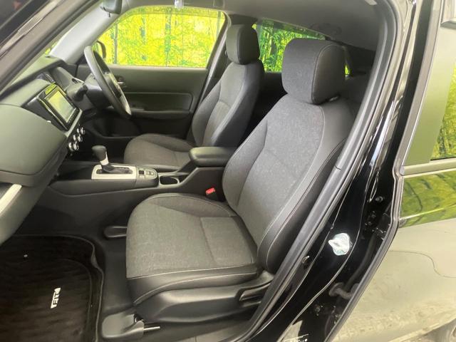 フィット ホーム　禁煙車　純正ナビ　バックカメラ　レーダークルーズコントロール　衝突被害軽減システム　ドラレコ　コーナーセンサー　スマートキー　ＬＥＤヘッド　ＥＴＣ　オートハイビーム　車線逸脱警報　オートライト（38枚目）