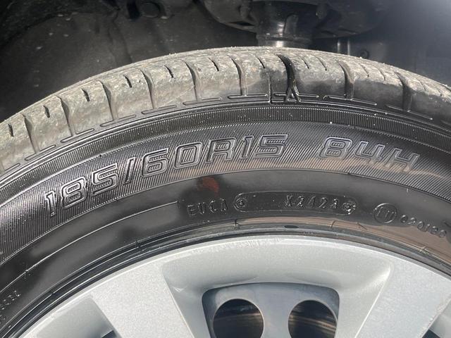 フィット ホーム　禁煙車　純正ナビ　バックカメラ　レーダークルーズコントロール　衝突被害軽減システム　ドラレコ　コーナーセンサー　スマートキー　ＬＥＤヘッド　ＥＴＣ　オートハイビーム　車線逸脱警報　オートライト（60枚目）