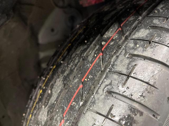 ヴォクシー Ｓ－Ｚ　禁煙車　純正１０．５型ナビ　快適利便ＰＫＧ　バックカメラ　両側電動　セーフティセンス　シートヒーター　前後ドラレコ　コーナーセンサー　シートヒーター　ビルトインＥＴＣ　ＨＤＭＩ（31枚目）