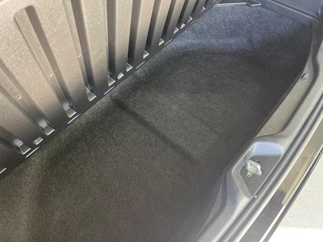 ヴォクシー Ｓ－Ｚ　禁煙車　純正１０．５型ナビ　快適利便ＰＫＧ　バックカメラ　両側電動　セーフティセンス　シートヒーター　前後ドラレコ　コーナーセンサー　シートヒーター　ビルトインＥＴＣ　ＨＤＭＩ（66枚目）