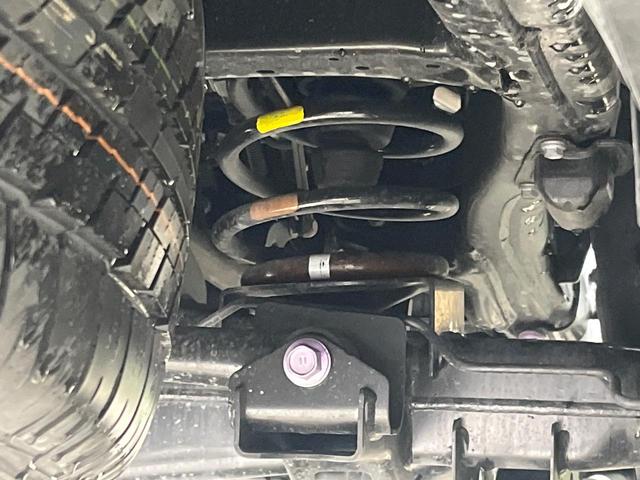 ランドクルーザー２５０ ＶＸ　モデリスタ　ムーンルーフ　純正１２．３型ナビ　ＯＰ１眼ＬＥＤ　７人乗り　全周囲カメラ　黒革　ＢＳＭ　禁煙車　電動リアゲート　ルーフレール　デジタルミラー　シートベンチレーション（21枚目）