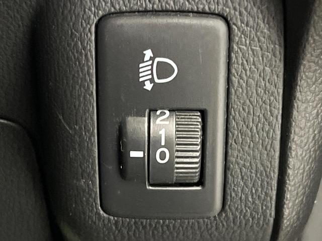 Ｎ－ＢＯＸ Ｇ　メモリーナビ　禁煙車　スマートキー　ＥＴＣ　オートエアコン　Ｂｌｕｅｔｏｏｔｈ　ＣＤ　ＤＶＤ再生　地デジ　アームレスト　電動格納ミラー　プライバシーガラス　盗難防止システム（52枚目）