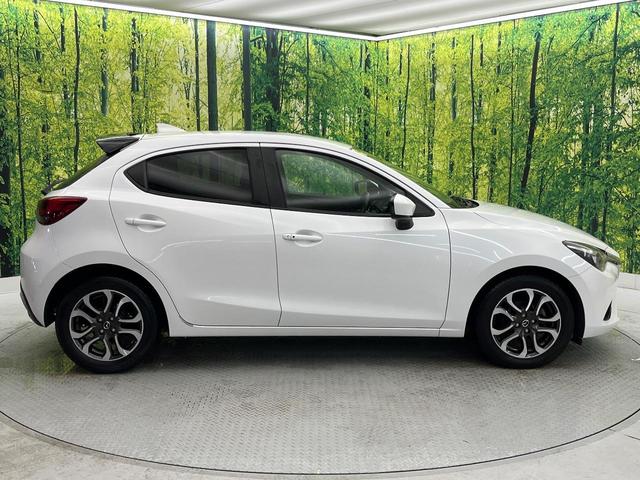 デミオ ＸＤツーリング　禁煙車　マツダコネクトナビ　スマートシティブレーキサポート　スマートキー　ＬＥＤヘッド　ＥＴＣ　クルーズコントロール　純正１６インチアルミ　オートライト　オートエアコン　Ｂｌｕｅｔｏｏｔｈ（50枚目）