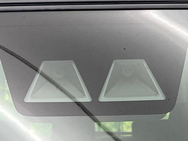ルーミー カスタムＧ　純正ナビ　全周囲カメラ　禁煙車　スマートアシスト　レーダークルーズ　両側電動スライドドア　フルセグ　ＥＴＣ　ドラレコ　ロールサンシェイド　ＬＥＤヘッドライト＆フォグライト　電動パーキング（6枚目）