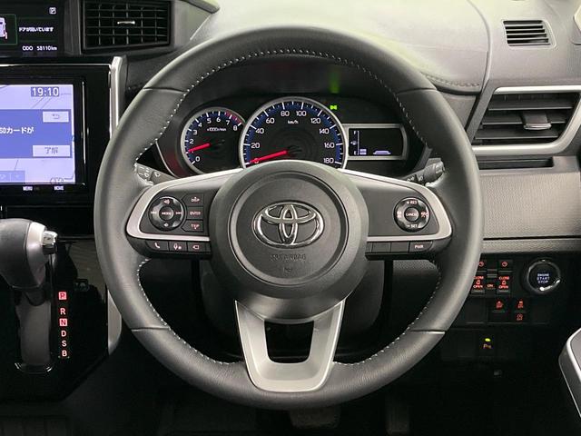 ルーミー カスタムＧ　純正ナビ　全周囲カメラ　禁煙車　スマートアシスト　レーダークルーズ　両側電動スライドドア　フルセグ　ＥＴＣ　ドラレコ　ロールサンシェイド　ＬＥＤヘッドライト＆フォグライト　電動パーキング（12枚目）