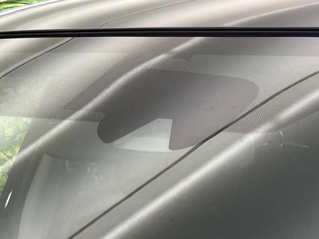 エクストレイル ２０Ｘ　エマージェンシーブレーキパッケージ　４ＷＤ　ＳＤナビ　バックカメラ　衝突被害軽減システム　禁煙車　ハーフレザーシート　コーナーセンサー　スマートキー　ＬＥＤヘッド　ＥＴＣ　純正１７インチアルミ　オートライト　デュアルエアコン（4枚目）