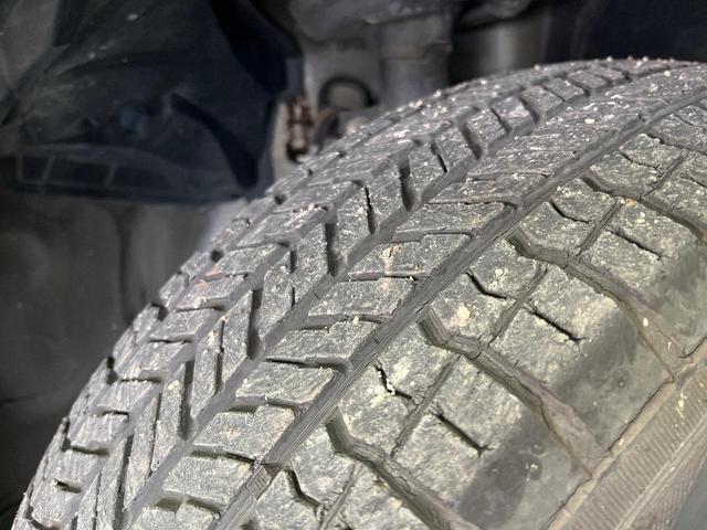 エクストレイル ２０Ｘ　エマージェンシーブレーキパッケージ　４ＷＤ　ＳＤナビ　バックカメラ　衝突被害軽減システム　禁煙車　ハーフレザーシート　コーナーセンサー　スマートキー　ＬＥＤヘッド　ＥＴＣ　純正１７インチアルミ　オートライト　デュアルエアコン（34枚目）