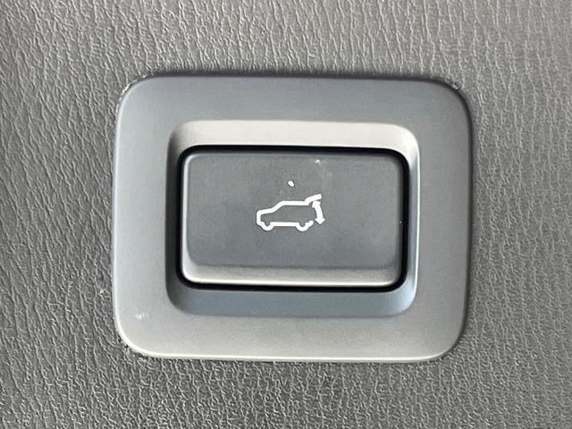 ＣＸ－５ ＸＤ　Ｌパッケージ　ＢＯＳＥサウンド　１０．２５インチナビ　全周囲カメラ　レーダークルーズ　黒革　フルセグ　Ｂｌｕｅｔｏｏｔｈ　ＥＴＣ　パワーシート　シートヒーター　パワーバックドア　クリアランスソナー（7枚目）